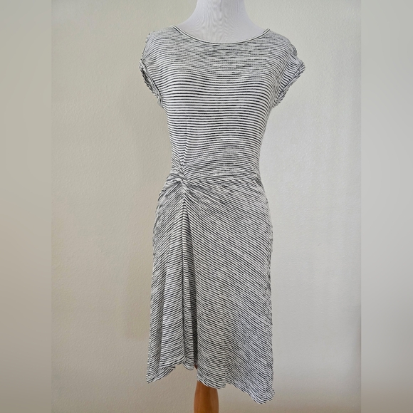 Max Studio Striped Black and White Dress - Picture 1 of 4